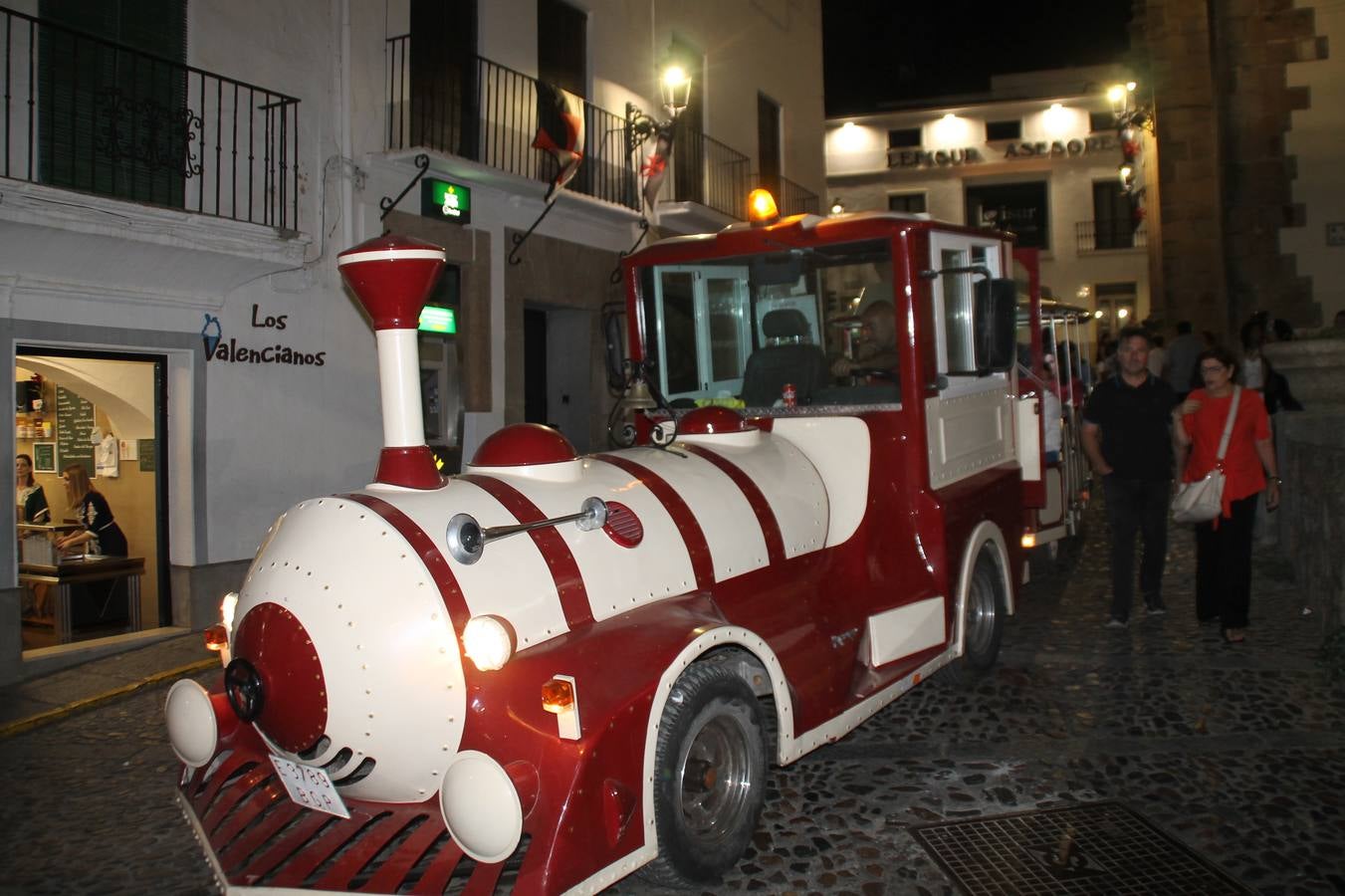 Fotos: Jerez de los Caballeros vive días y noches de ensueño durante su Festival Templario