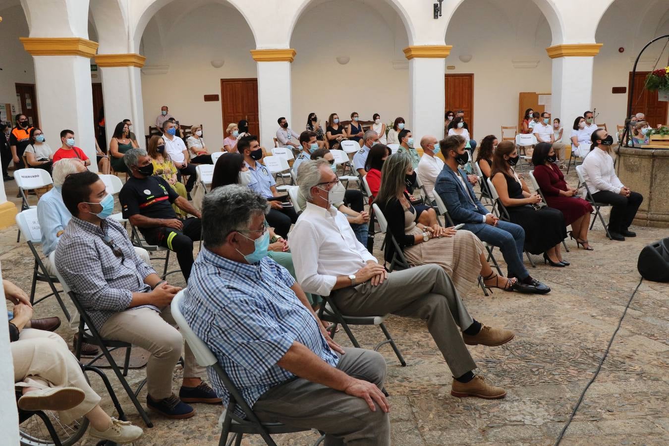 El alcalde de Jerez de los Caballeros, Juan Carlos Santan, durante su discurso.