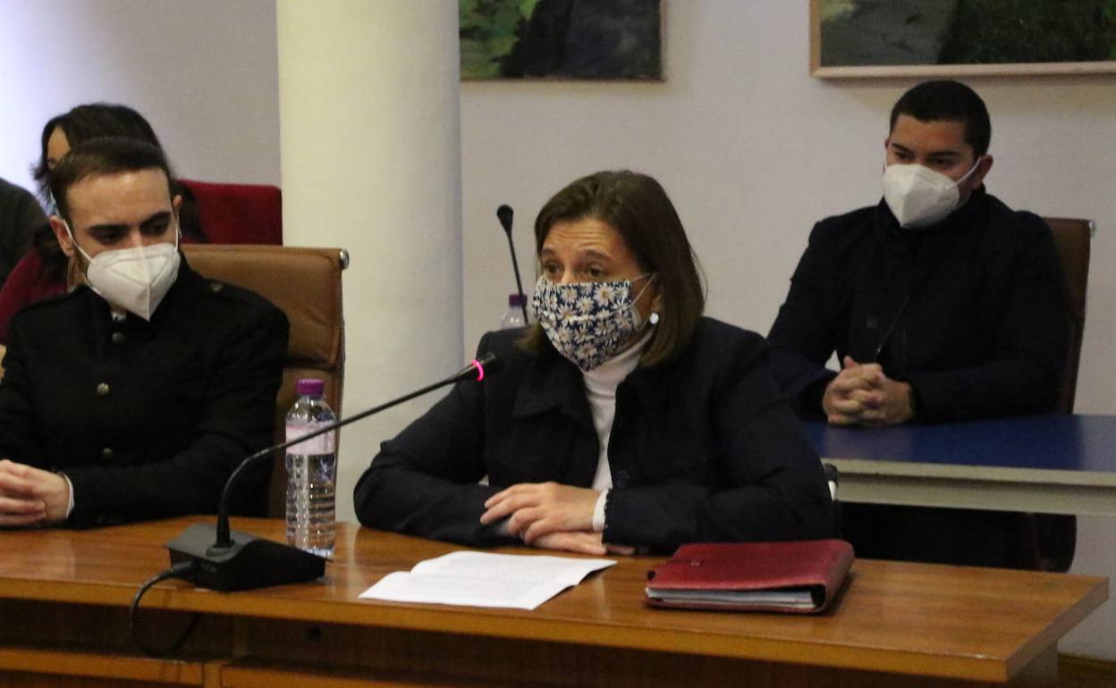 Manuela Cordobés, concejala no adscrita. 