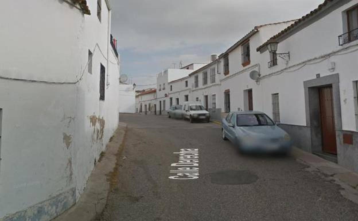 Muere atropellada una mujer de 80 años en Jerez de los Caballeros al dar marcha atrás un furgón