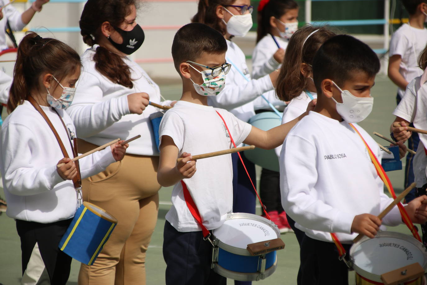 Fotos: El CEIP &#039;Sotomayor y Terrazas&#039; celebra su ya tradicional tamborada con motivo de la Semana Santa