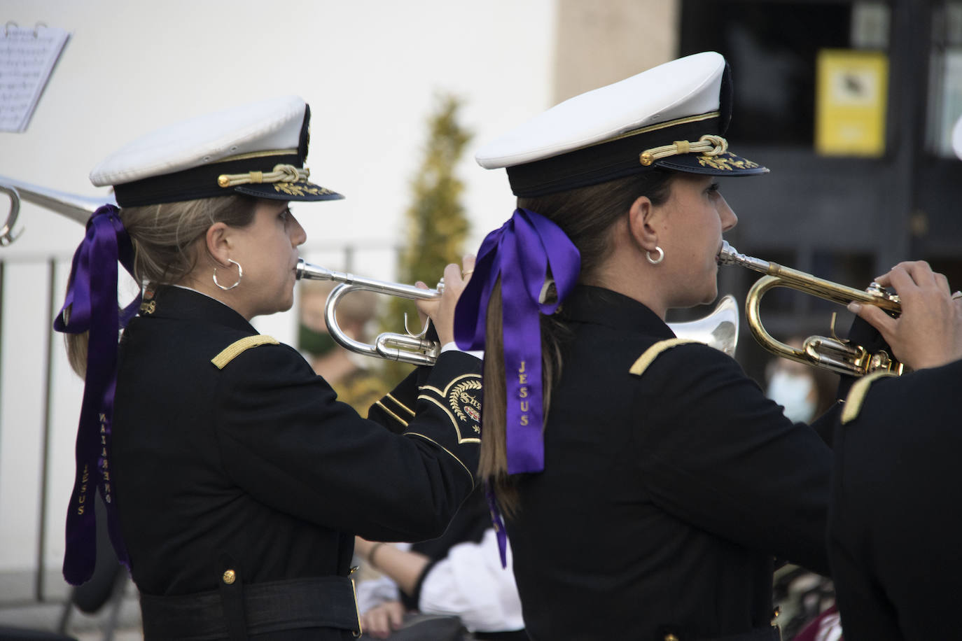 Fotos: La Plaza de la Alcazaba acoge varios conciertos de bandas con un fin solidario