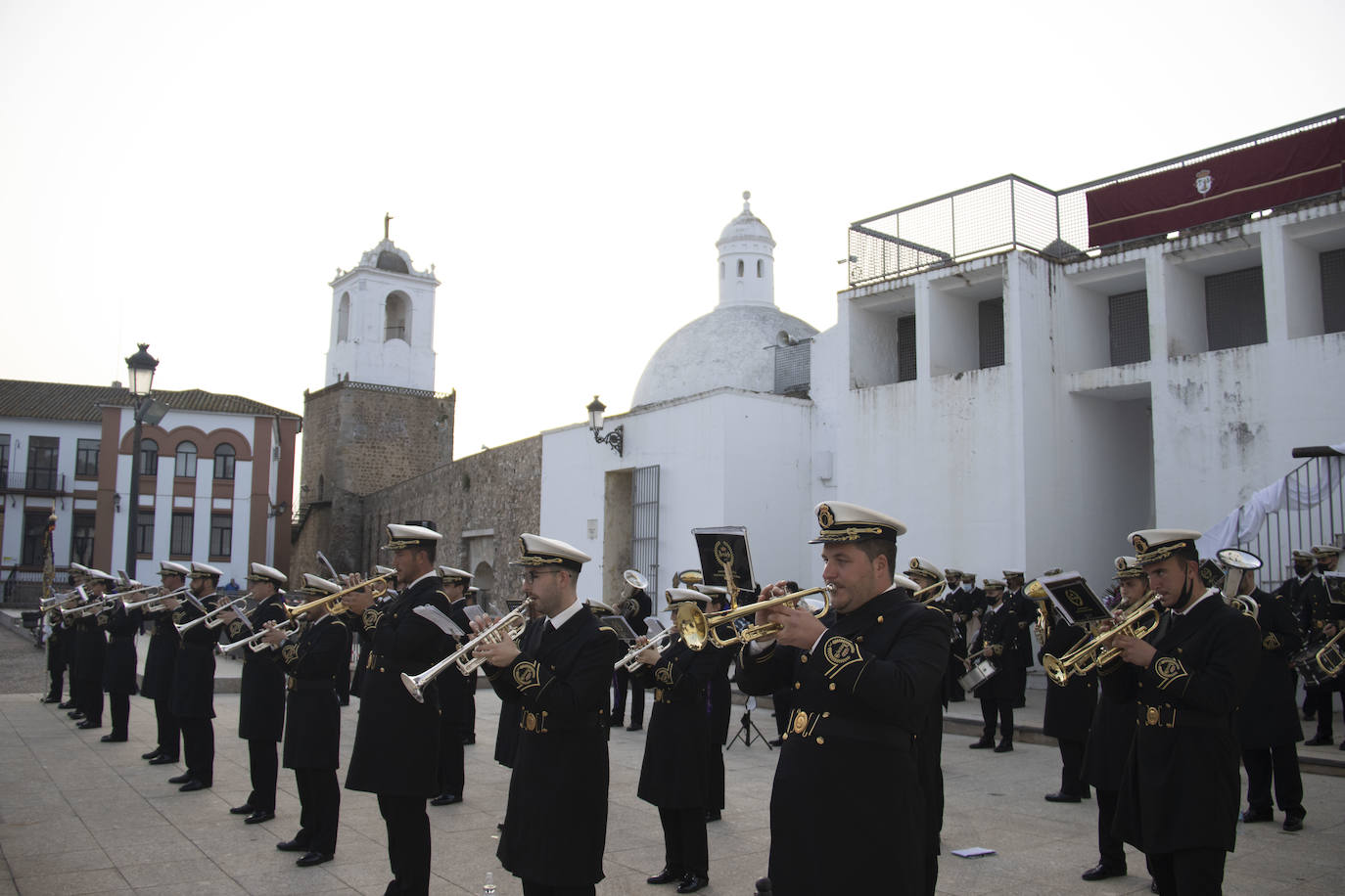 Fotos: La Plaza de la Alcazaba acoge varios conciertos de bandas con un fin solidario