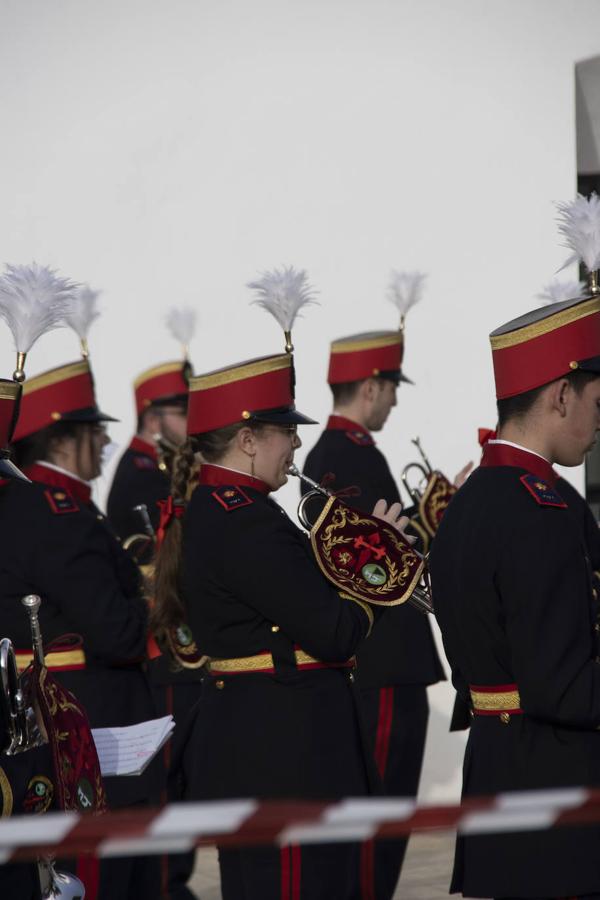 Fotos: La Plaza de la Alcazaba acoge varios conciertos de bandas con un fin solidario