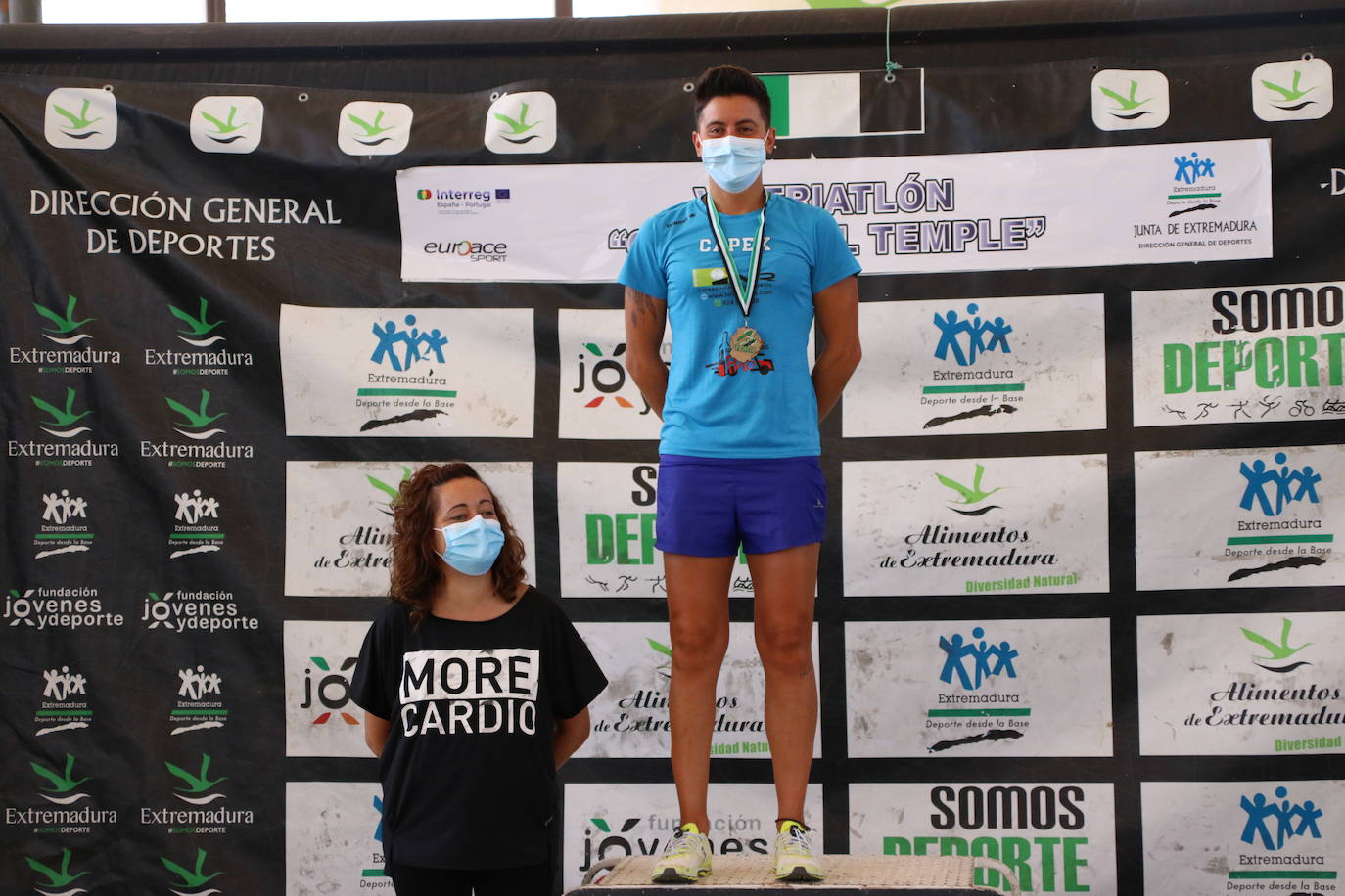 Fotos: 120 participantes se dan cita en el VII Triatlón &#039;Ciudad del Temple&#039;
