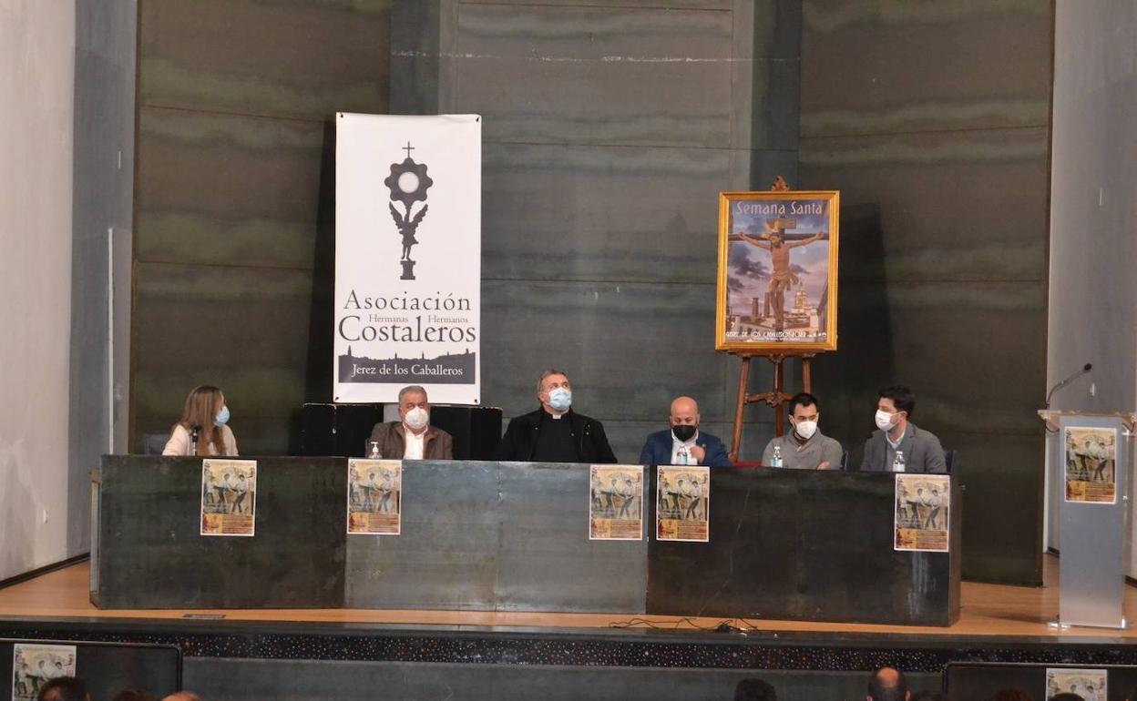 Gran acogida de las III Jornadas 'Ser costalero' organizadas por la Asociación de Hermanos y Hermanas costaleros de Jerez