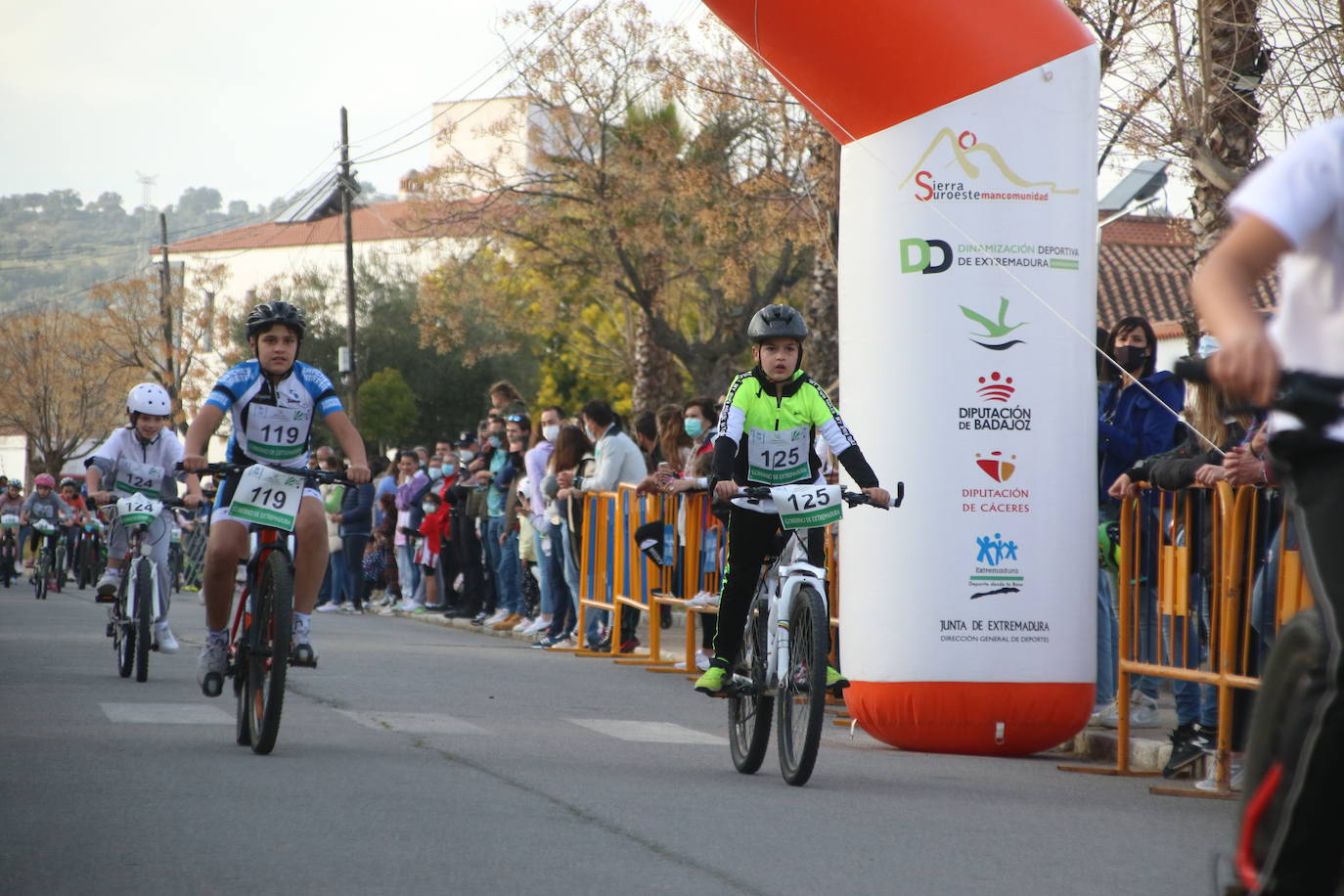 Fotos: Éxito de participación en el I Duatlón Cross Infantil