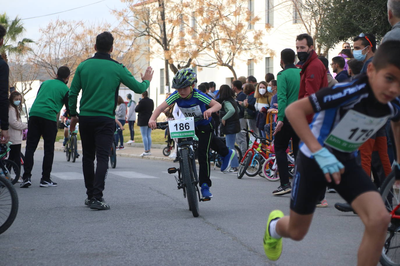 Fotos: Éxito de participación en el I Duatlón Cross Infantil