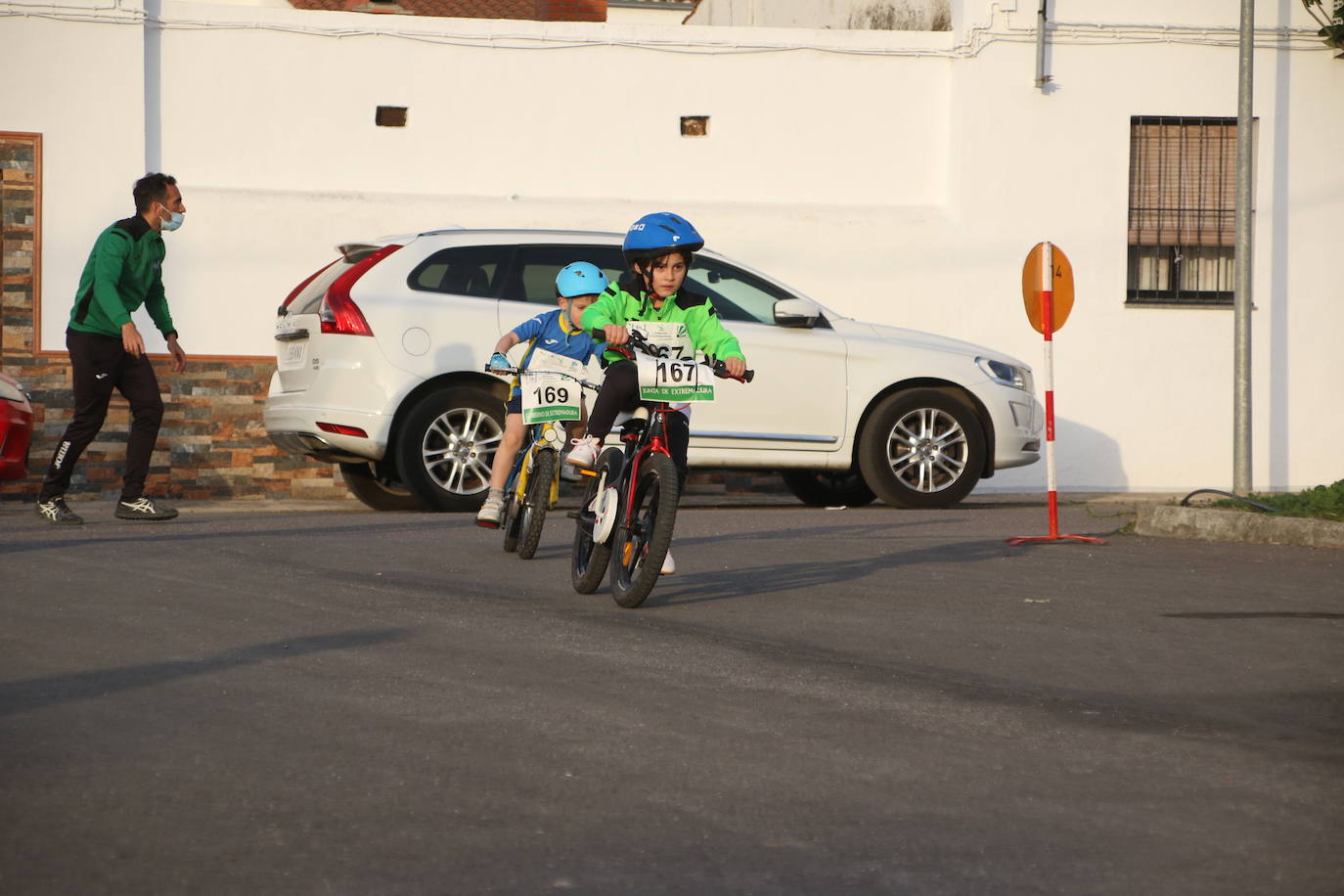 Fotos: Éxito de participación en el I Duatlón Cross Infantil
