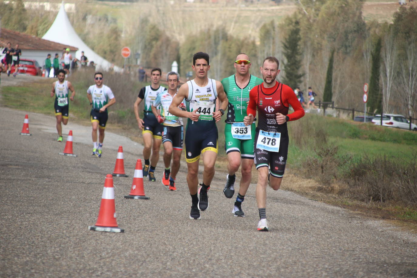 Fotos: Carlos Cobos e Irene Cascajosa ganan el II Duatlón Cross &#039;Dehesa de Jerez&#039;