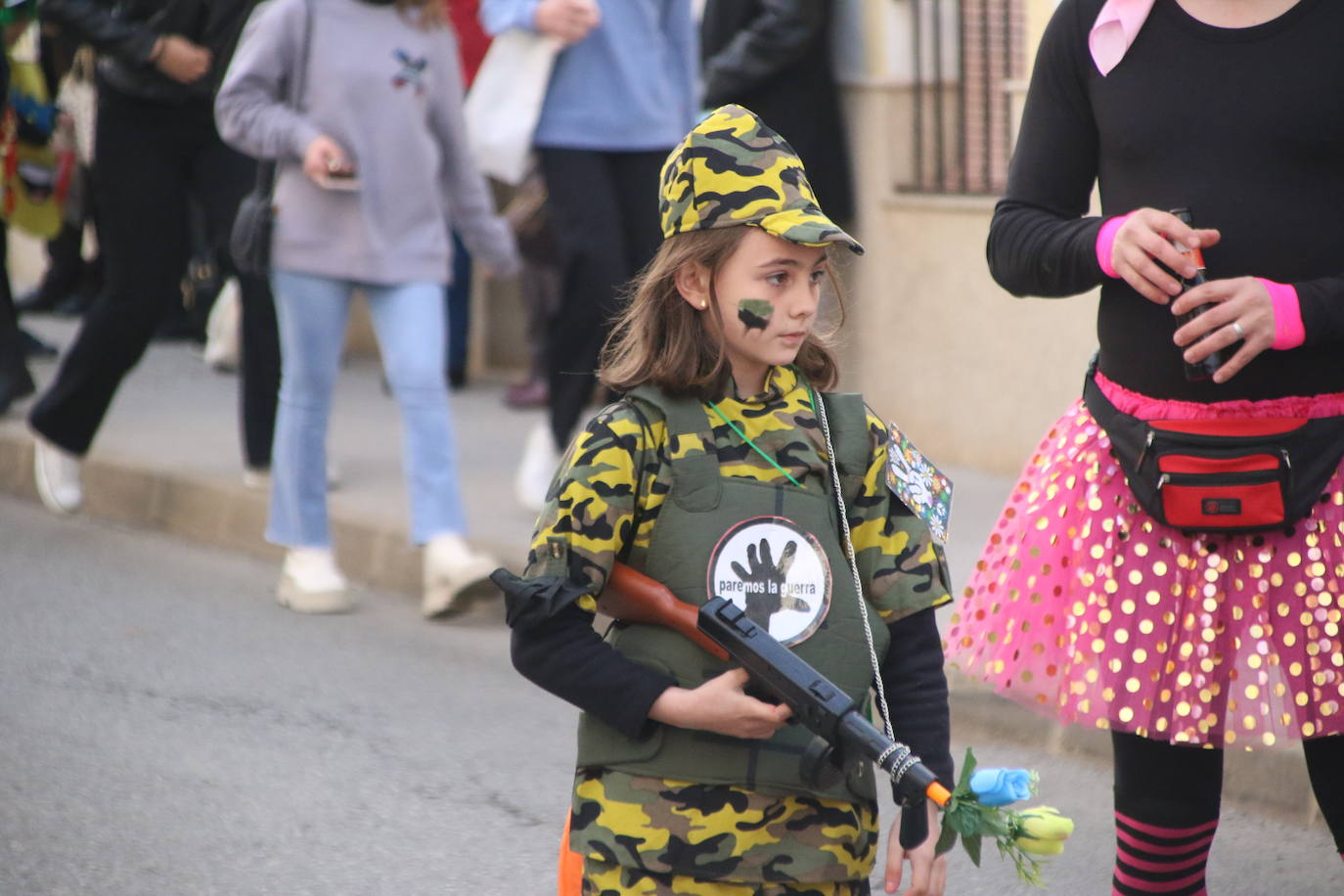 Fotos: El Carnaval vuelve a teñir de color y alegría las calles de Jerez
