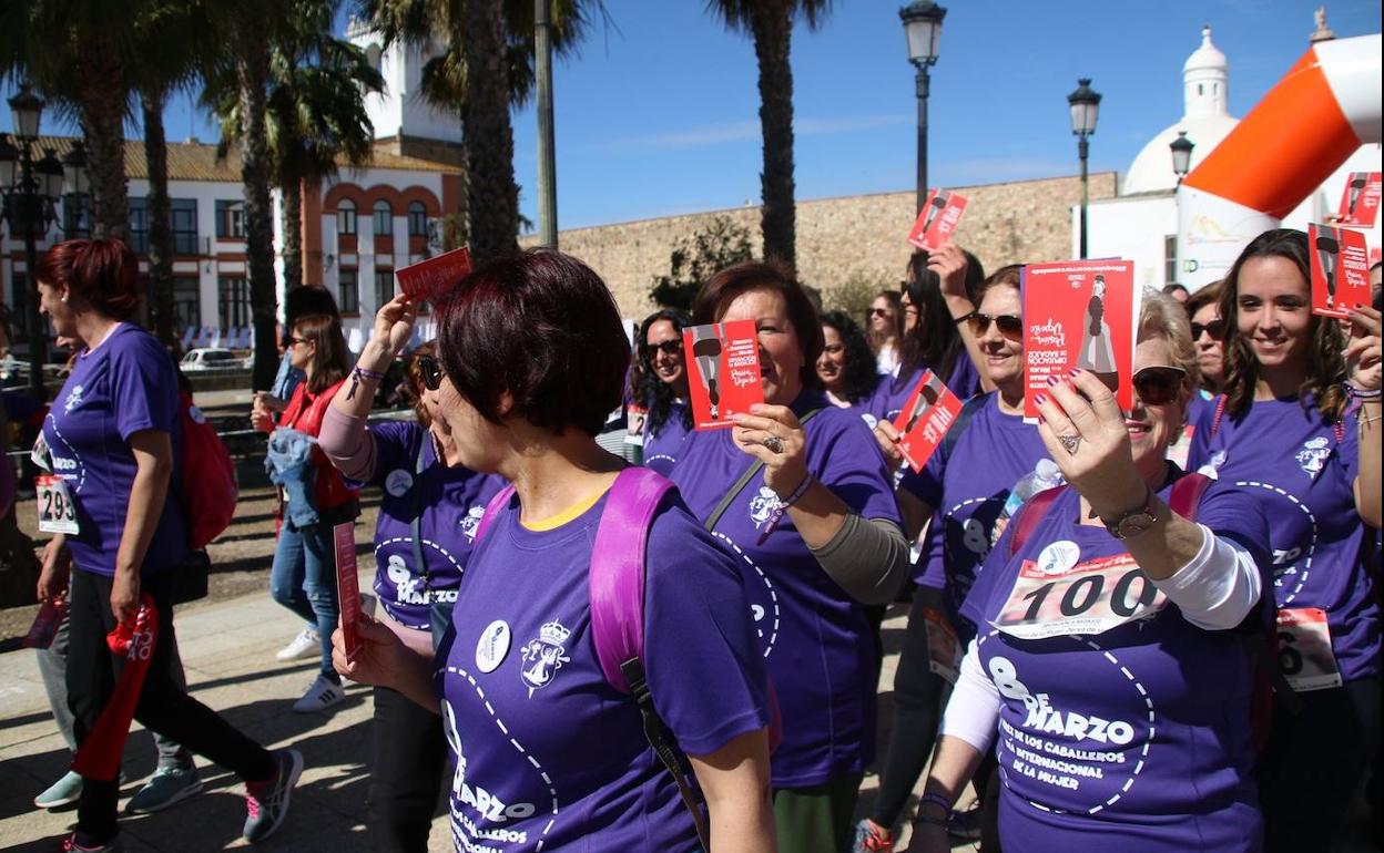 Jerez de los Caballeros conmemora el 8M bajo el lema 'Más unidxs que nunca'