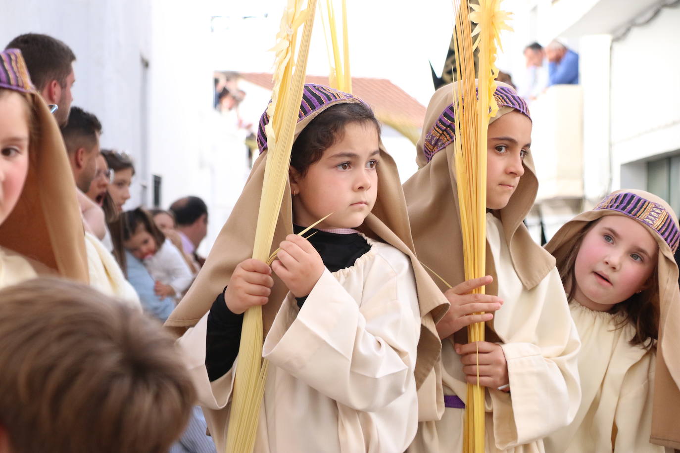 Fotos: Vuelve el fervor a las calles de Jerez de los Caballeros con la llegada de un anhelado Domingo de Ramos