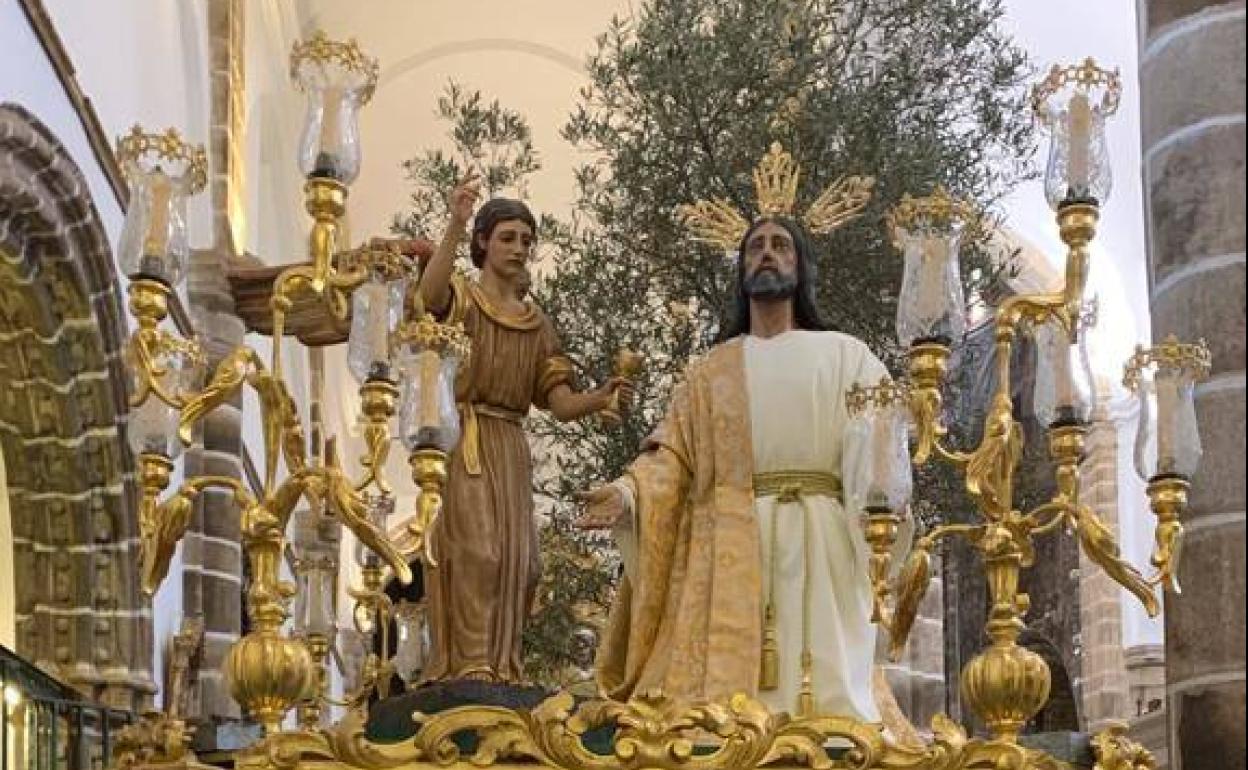 Martes Santo de silencio y recogimiento