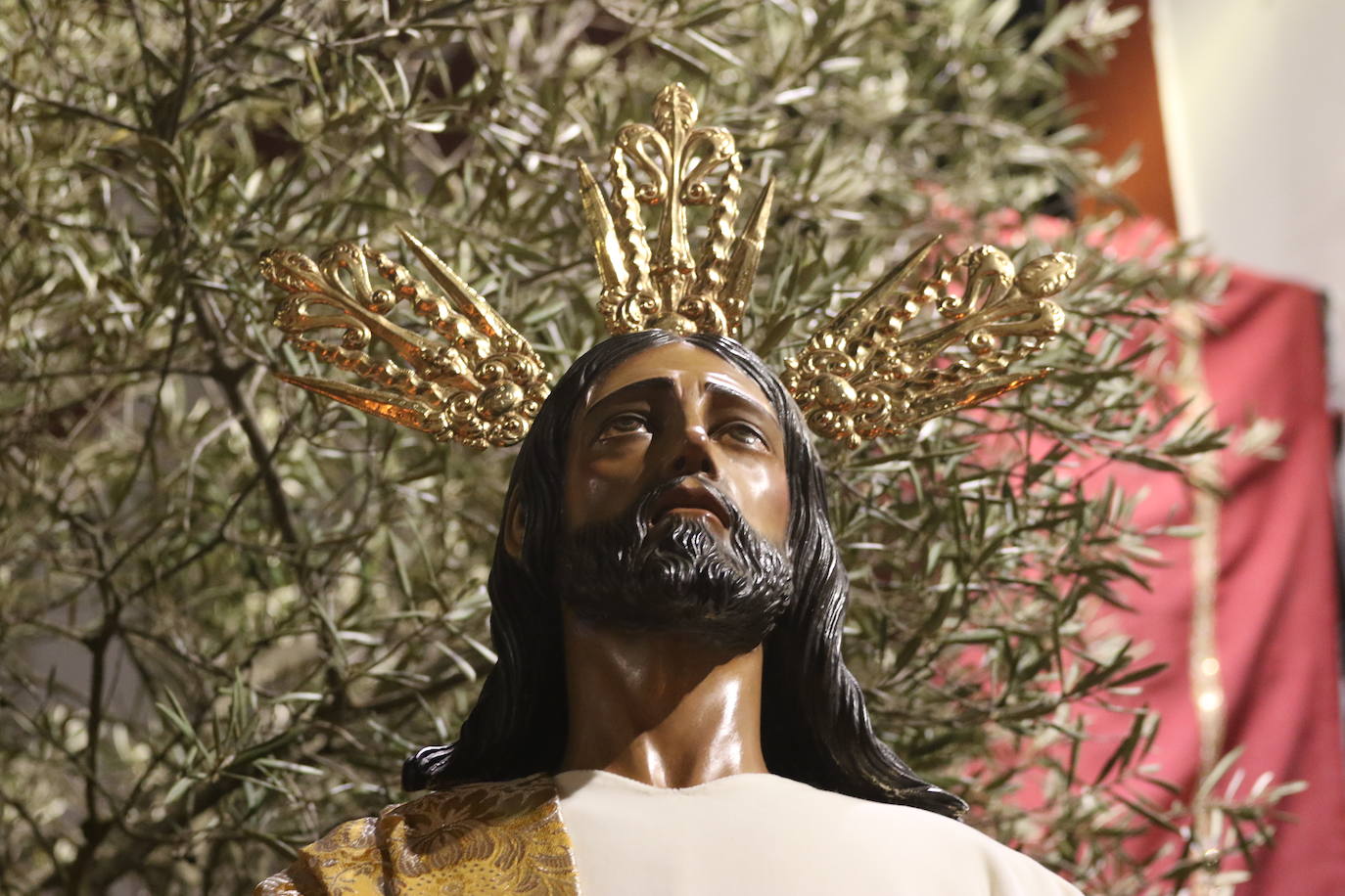 Fotos: Jerez vuelve a enmudecer ante Jesús Orando en el Huerto y Nuestra Señora del Silencio en una nueva noche de Martes Santo