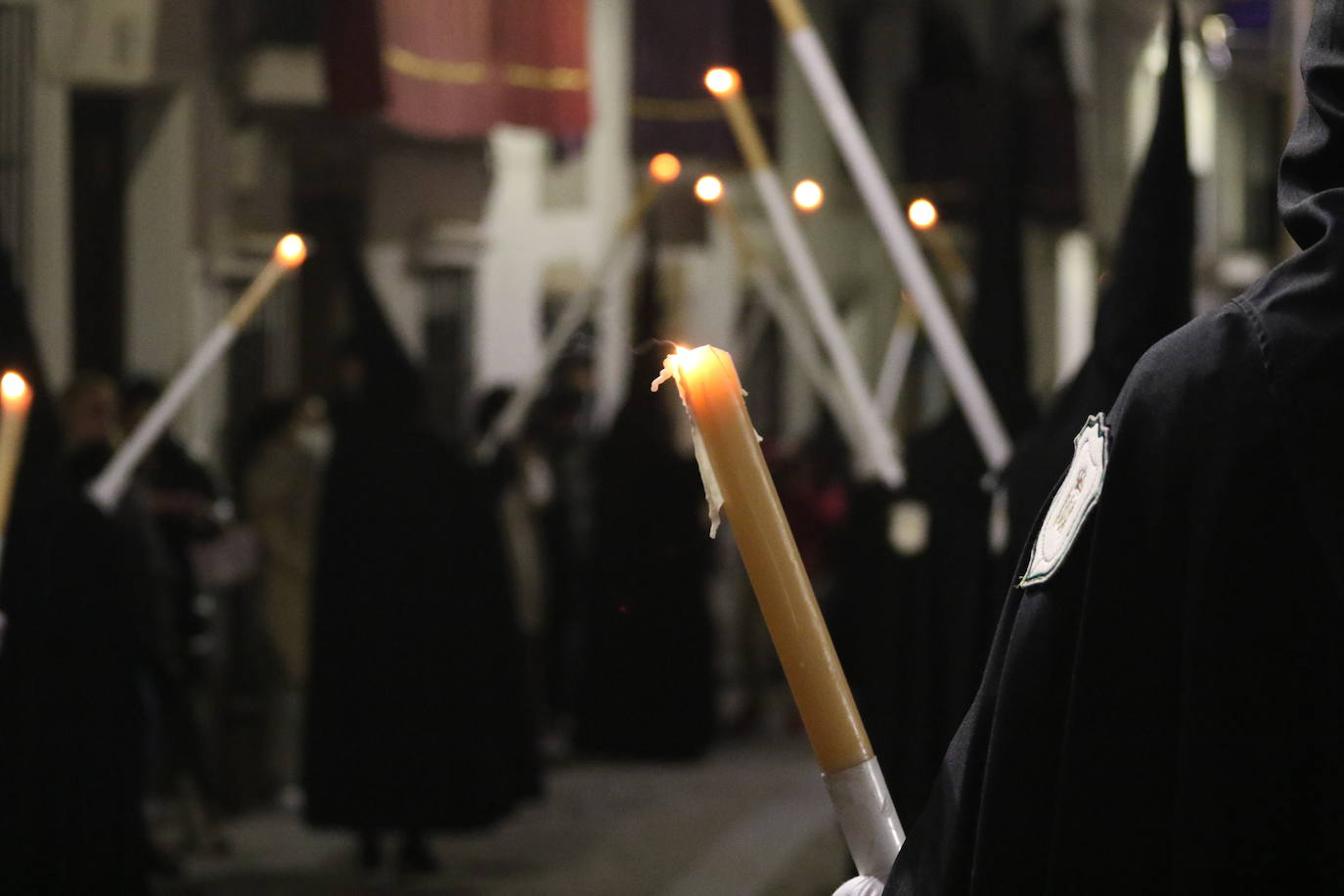 Fotos: Jerez vuelve a enmudecer ante Jesús Orando en el Huerto y Nuestra Señora del Silencio en una nueva noche de Martes Santo