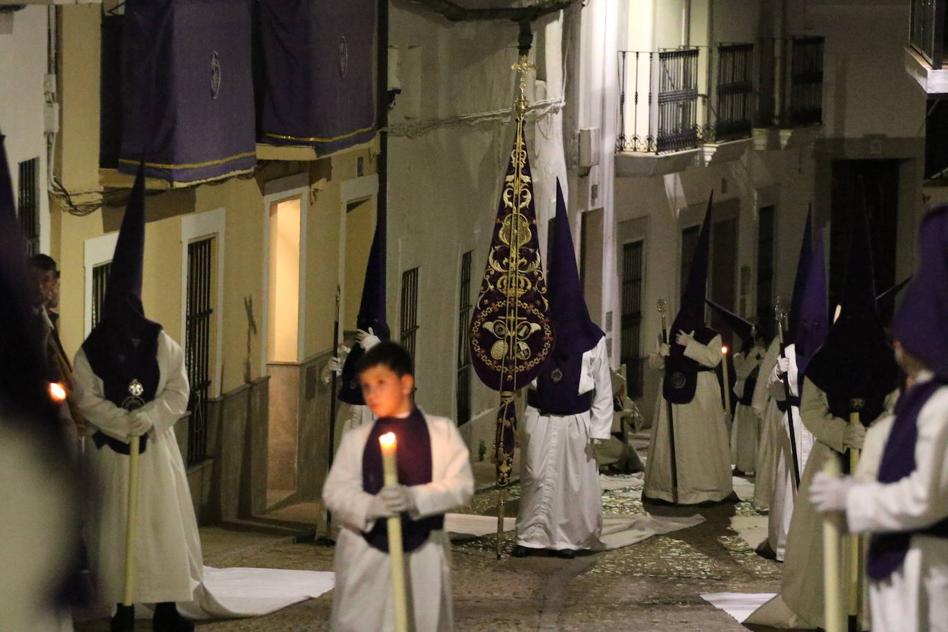 Fotos: Jerez vuelve a vibrar con la Cofradía del Coronado en la noche de Jueves Santo