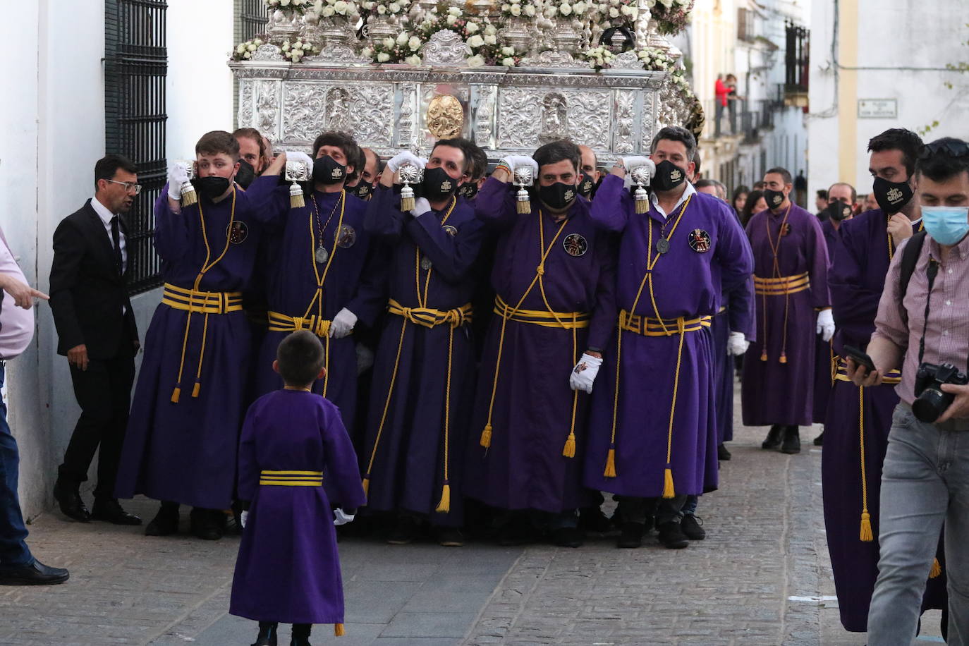 Fotos: El fervor envuelve la tarde de Viernes Santo en Jerez de los Caballeros