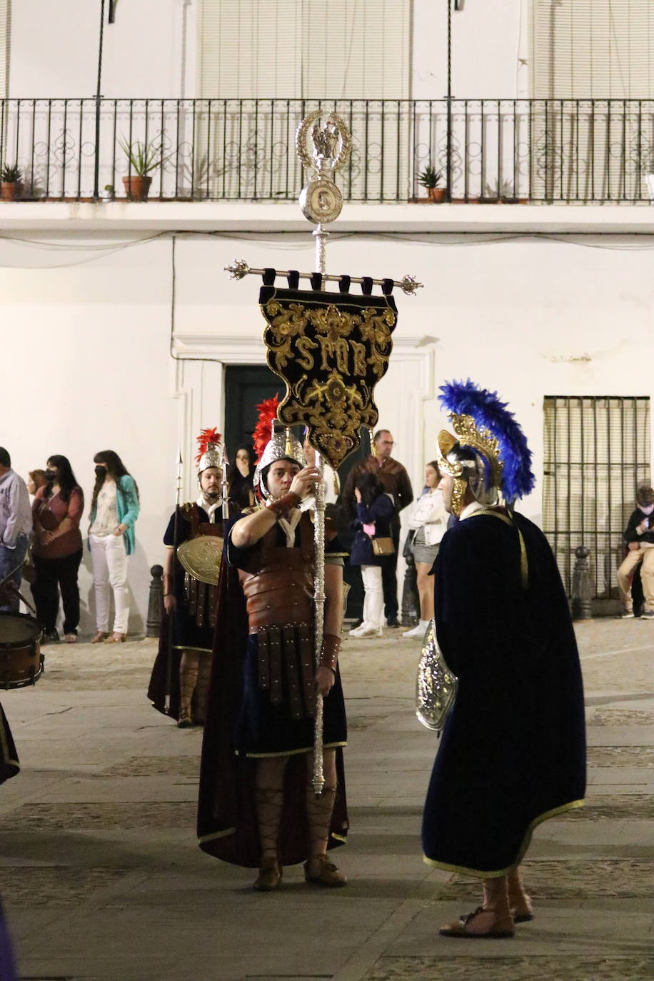 Fotos: El fervor envuelve la tarde de Viernes Santo en Jerez de los Caballeros