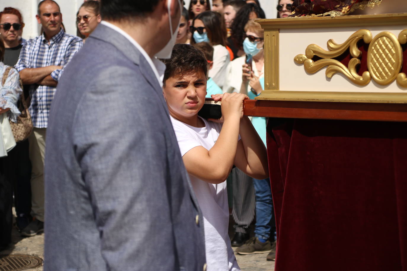 Fotos: Jerez se despide de su Semana Santa más deseada con un espléndido Domingo de Resurrección