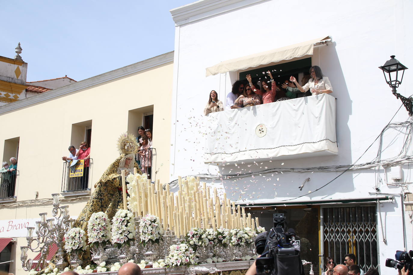 Fotos: Jerez se despide de su Semana Santa más deseada con un espléndido Domingo de Resurrección