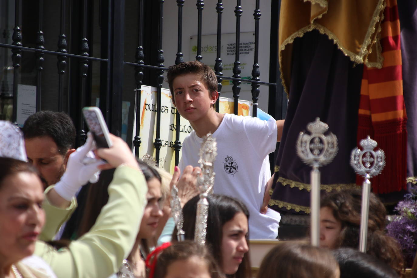 Fotos: Jerez se despide de su Semana Santa más deseada con un espléndido Domingo de Resurrección