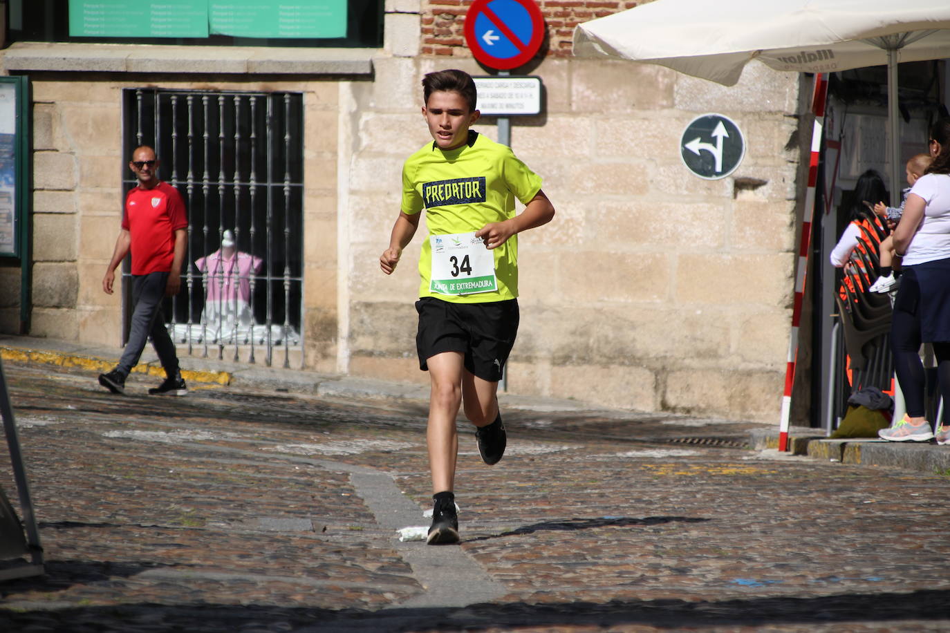 Fotos: Bruno Paixão y Anabel Benítez, vencedores de la XXIII Carrera Popular de Jerez de los Caballeros