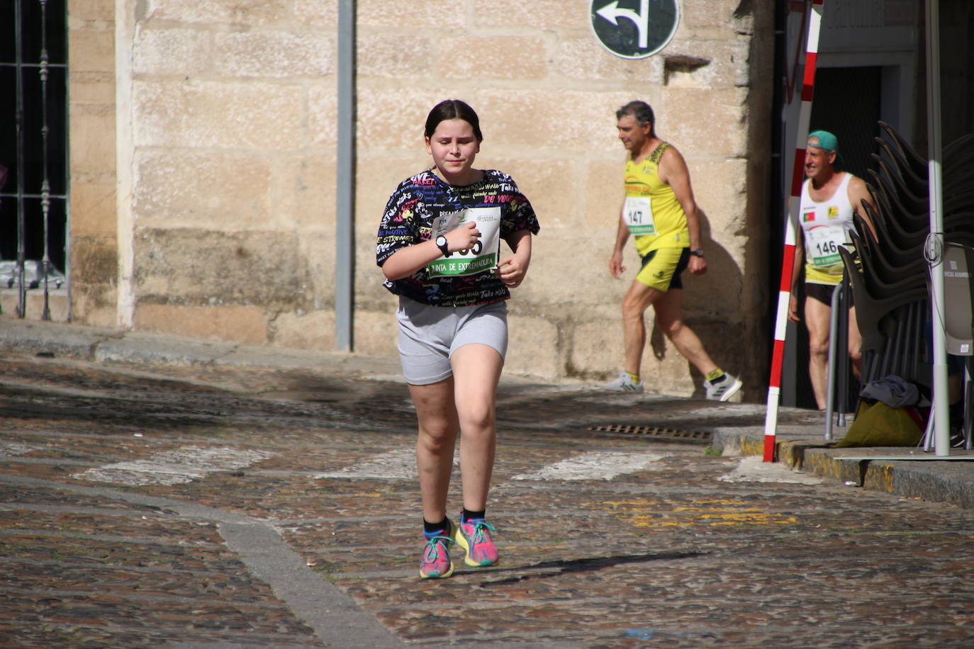 Fotos: Bruno Paixão y Anabel Benítez, vencedores de la XXIII Carrera Popular de Jerez de los Caballeros