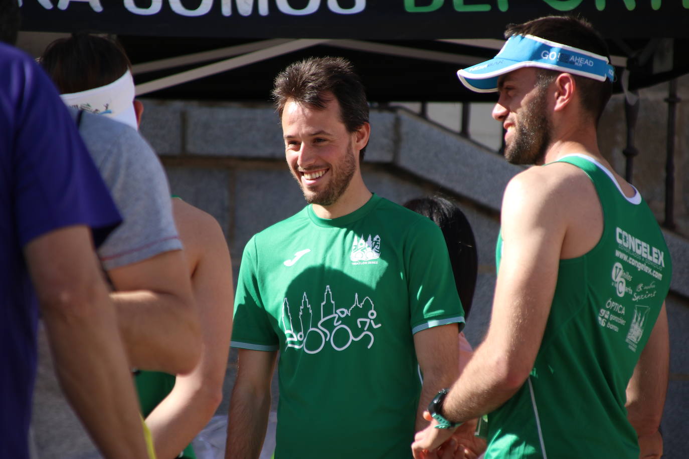 Fotos: Bruno Paixão y Anabel Benítez, vencedores de la XXIII Carrera Popular de Jerez de los Caballeros