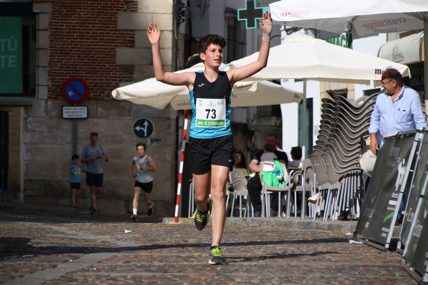 Fotos: Bruno Paixão y Anabel Benítez, vencedores de la XXIII Carrera Popular de Jerez de los Caballeros