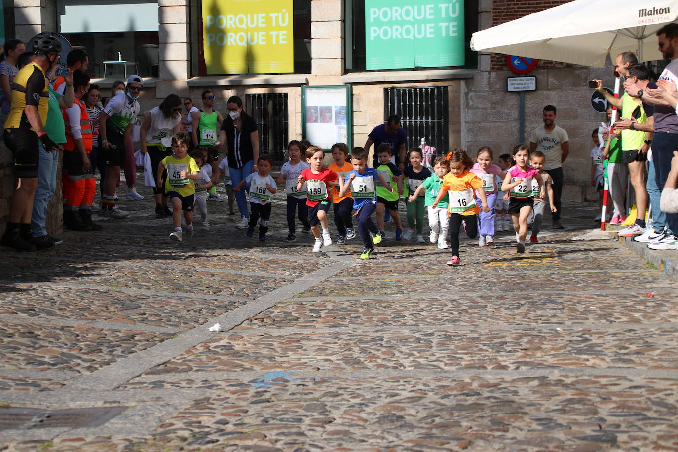 Fotos: Bruno Paixão y Anabel Benítez, vencedores de la XXIII Carrera Popular de Jerez de los Caballeros
