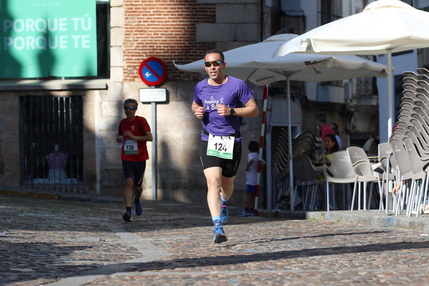 Fotos: Bruno Paixão y Anabel Benítez, vencedores de la XXIII Carrera Popular de Jerez de los Caballeros