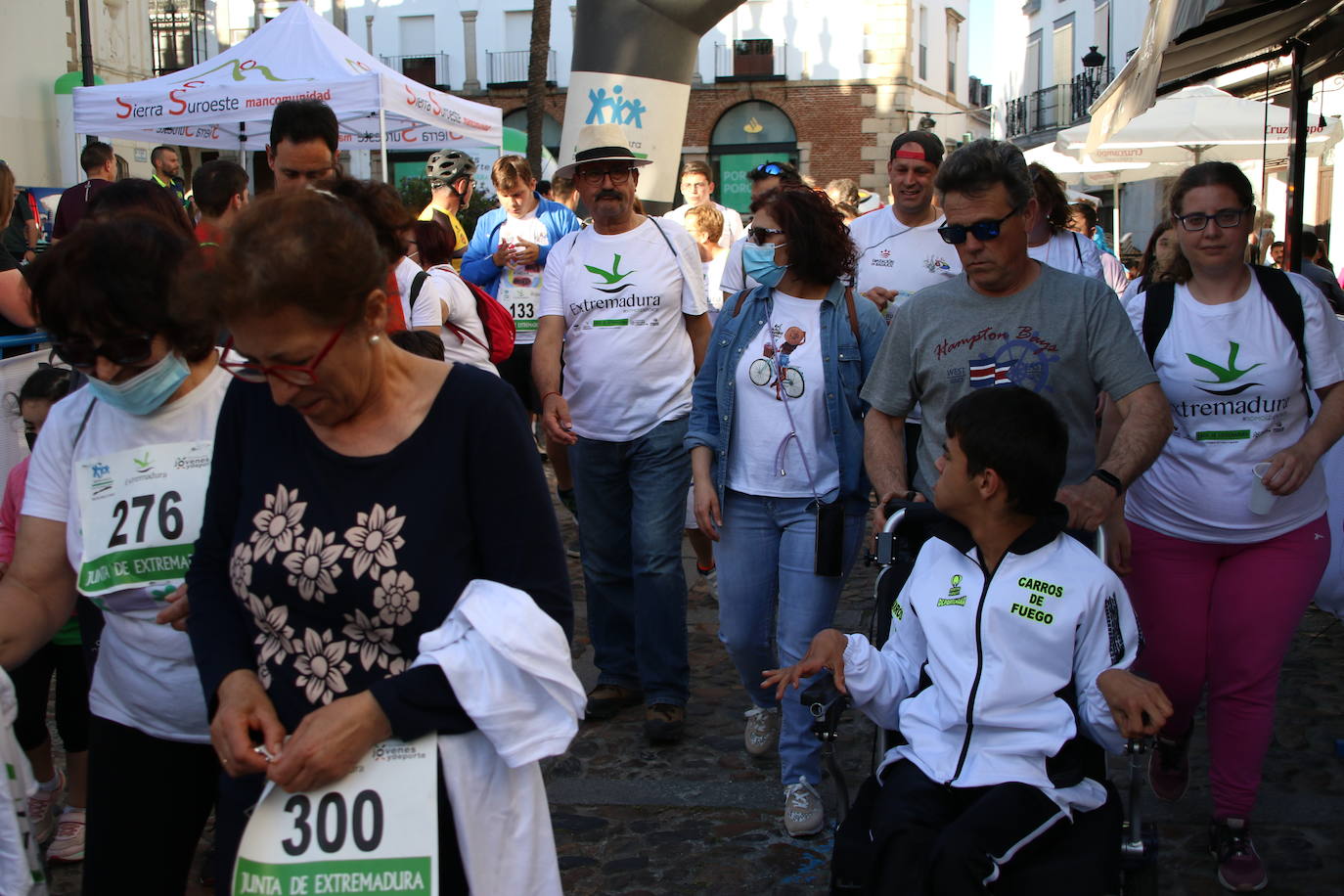 Fotos: Bruno Paixão y Anabel Benítez, vencedores de la XXIII Carrera Popular de Jerez de los Caballeros