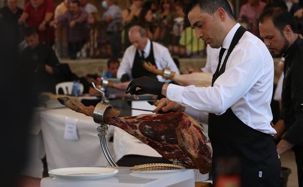 Alejandro Martín gana el XIV Concurso Nacional de Cortadores