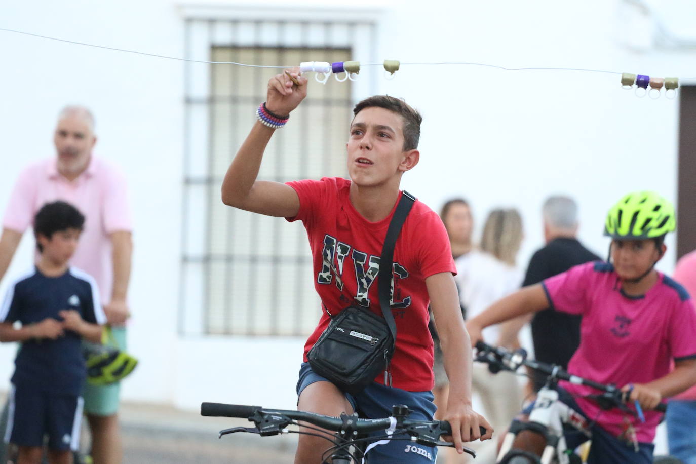 Fotos: La «velá» del barrio de Santa Catalina continúa este sábado con más música y animación