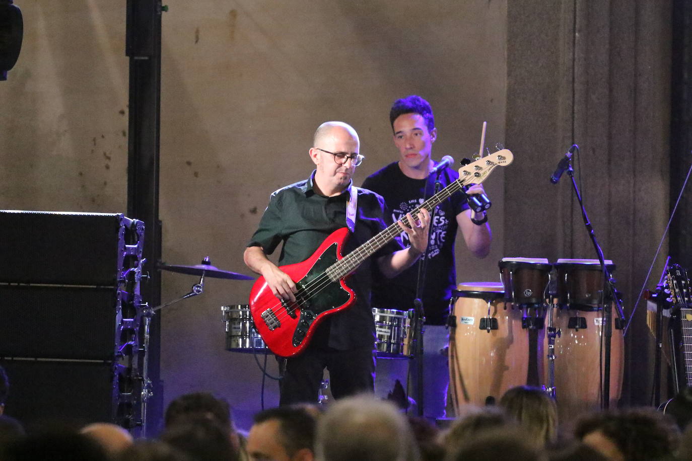 Fotos: La «velá» del barrio de Santa Catalina continúa este sábado con más música y animación