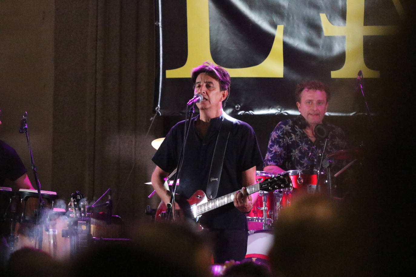 Fotos: La «velá» del barrio de Santa Catalina continúa este sábado con más música y animación