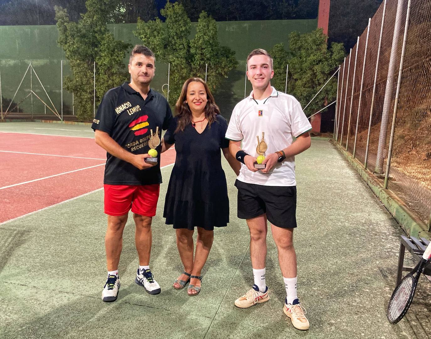 Francisco Labrador, vencedor del 'Torneo de verano de tenis'