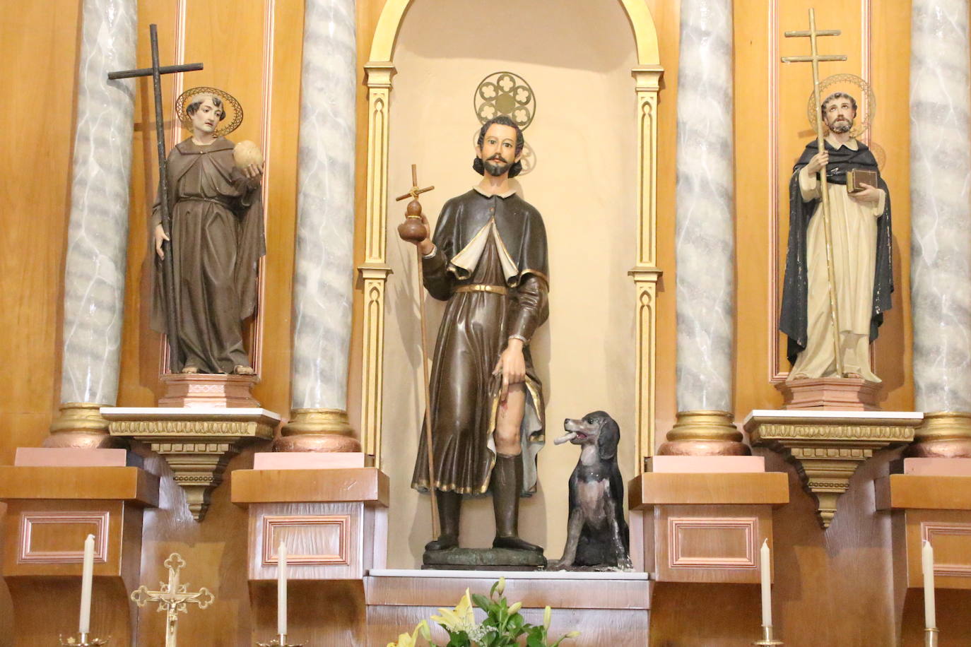 Fotos: La «velá» del barrio de San Roque continúa con la tradicional bendición de animales y los juegos infantiles