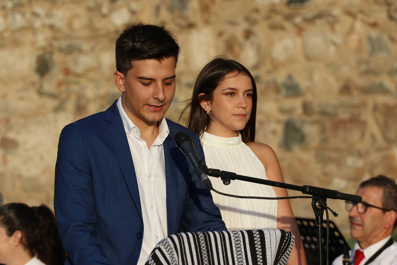 Fotos: Jerez de los Caballeros celebra el Día de Extremadura con un acto institucional en el Lienzo de Muralla