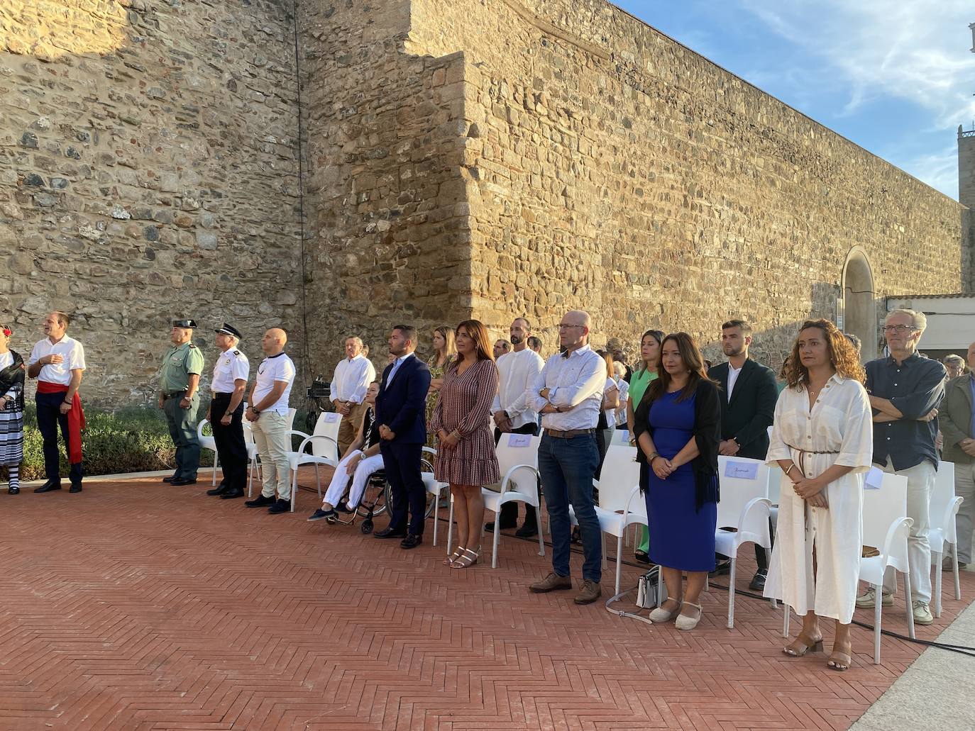 Fotos: Jerez de los Caballeros celebra el Día de Extremadura con un acto institucional en el Lienzo de Muralla