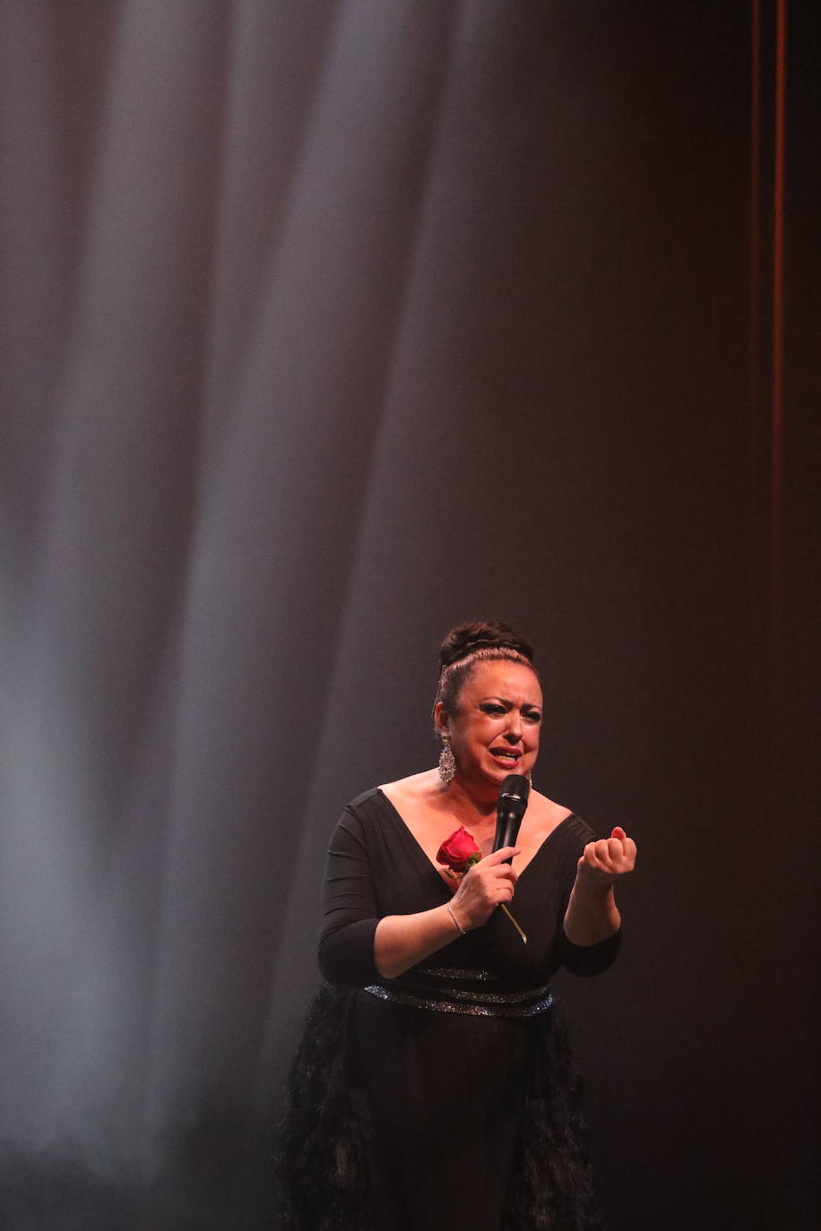 Fotos: Ana Nina, ganadora del Festival de la Canción de Extremadura 2022