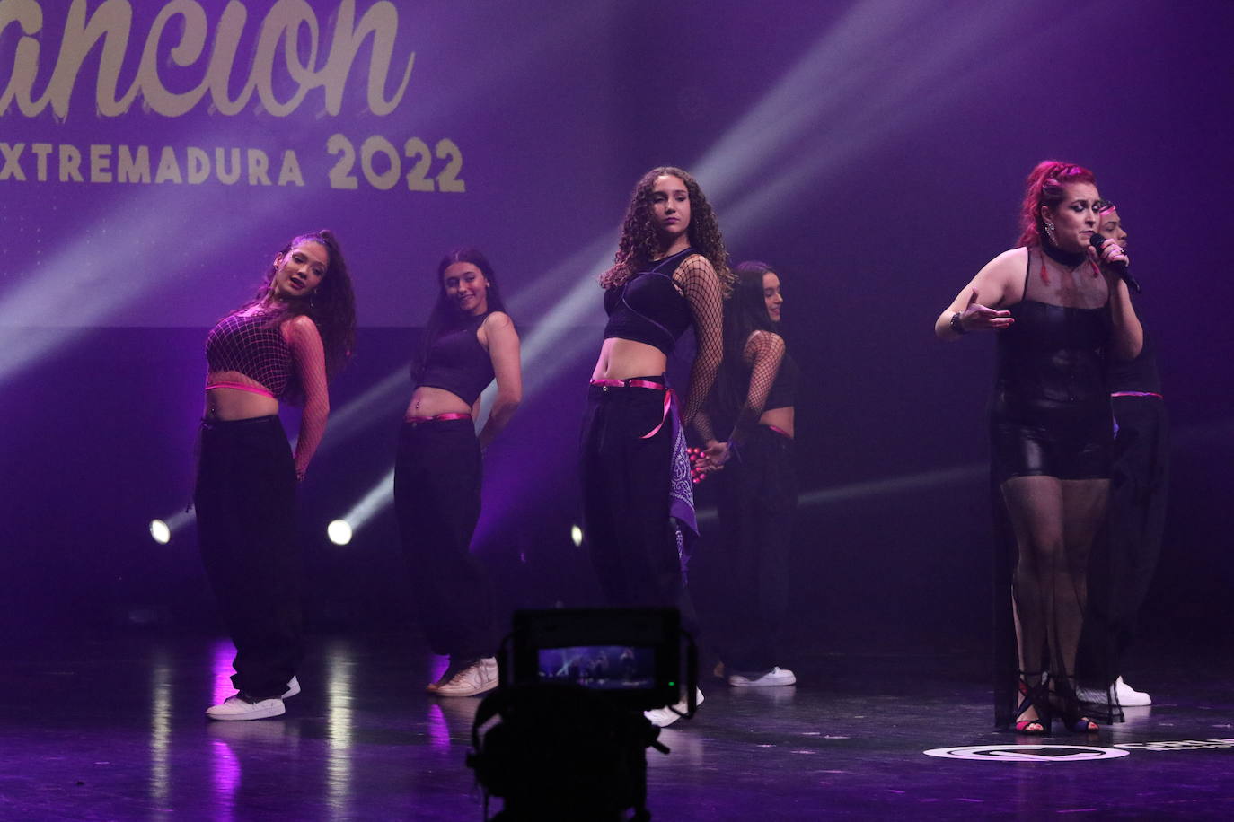 Fotos: Ana Nina, ganadora del Festival de la Canción de Extremadura 2022