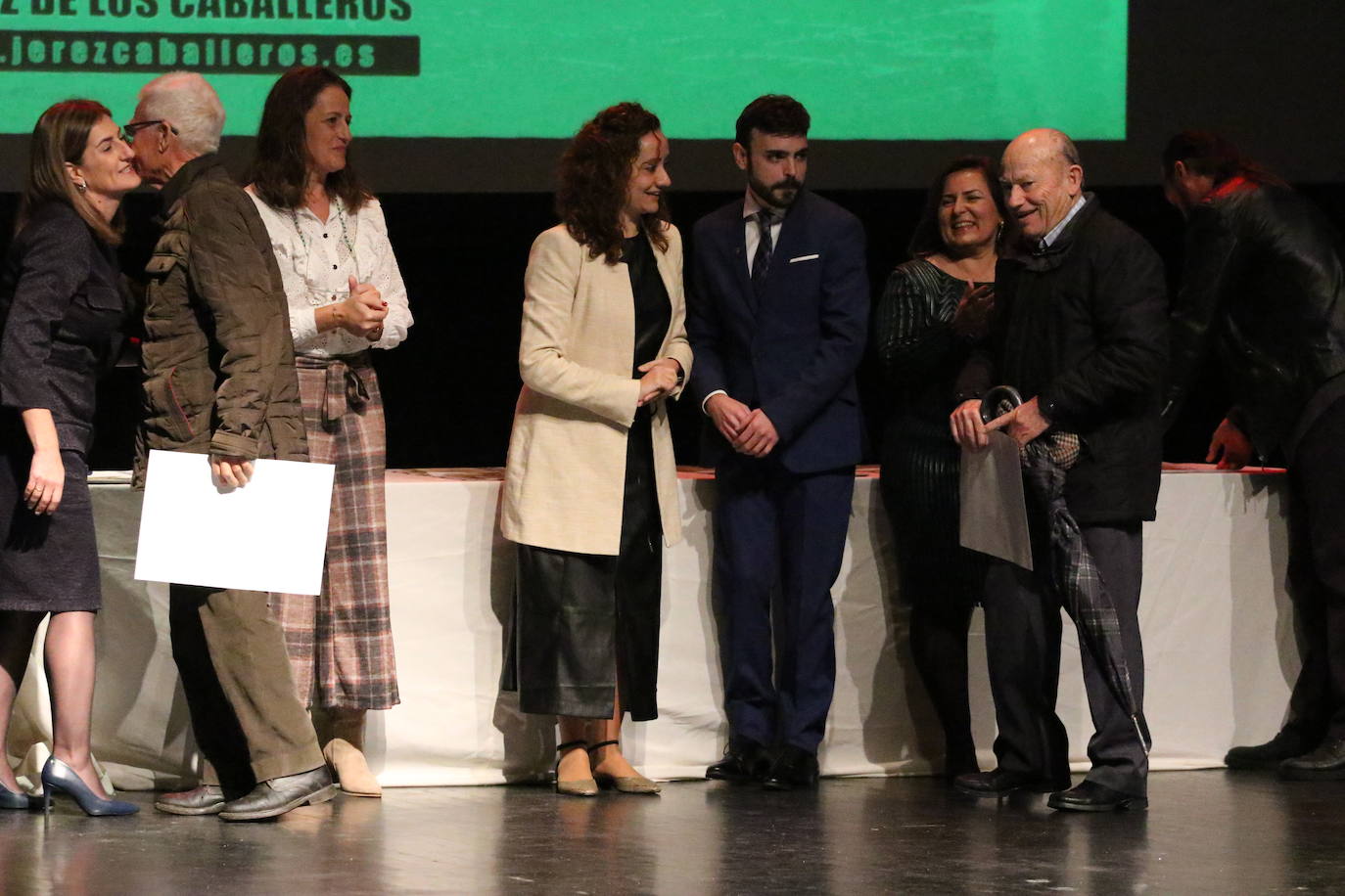 Fotos: Jerez conmemora los 40 años de ayuntamientos democráticos con un homenaje a las mujeres y hombres que han formado parte de la Corporación Municipal