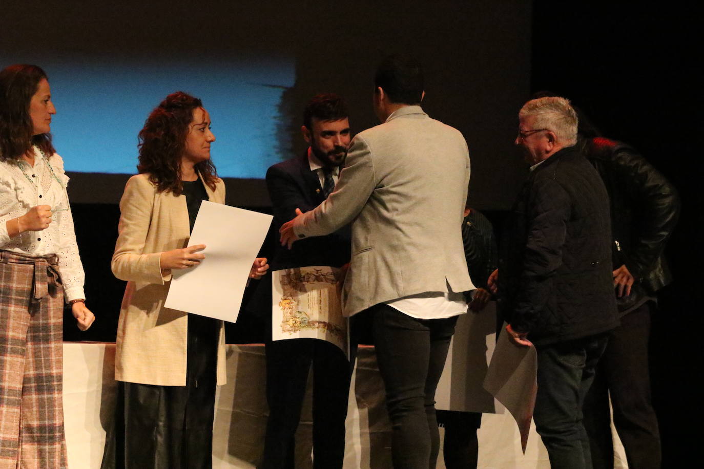 Fotos: Jerez conmemora los 40 años de ayuntamientos democráticos con un homenaje a las mujeres y hombres que han formado parte de la Corporación Municipal