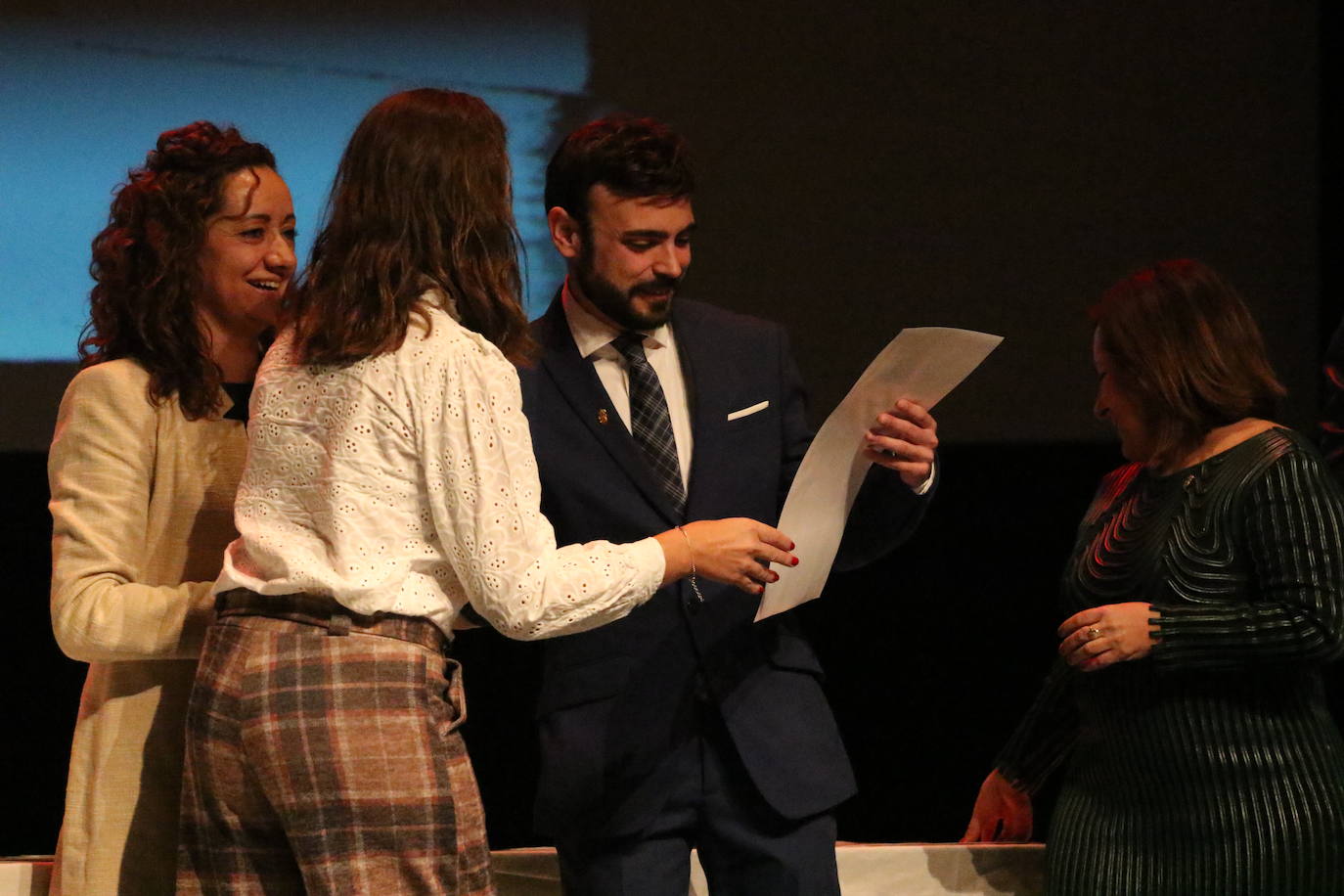 Fotos: Jerez conmemora los 40 años de ayuntamientos democráticos con un homenaje a las mujeres y hombres que han formado parte de la Corporación Municipal
