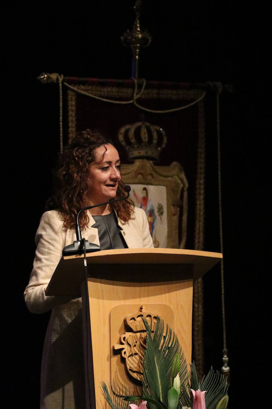Fotos: Jerez conmemora los 40 años de ayuntamientos democráticos con un homenaje a las mujeres y hombres que han formado parte de la Corporación Municipal