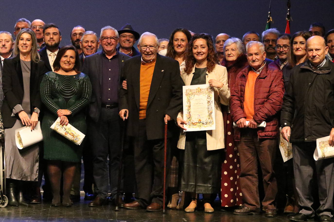 Fotos: Jerez conmemora los 40 años de ayuntamientos democráticos con un homenaje a las mujeres y hombres que han formado parte de la Corporación Municipal