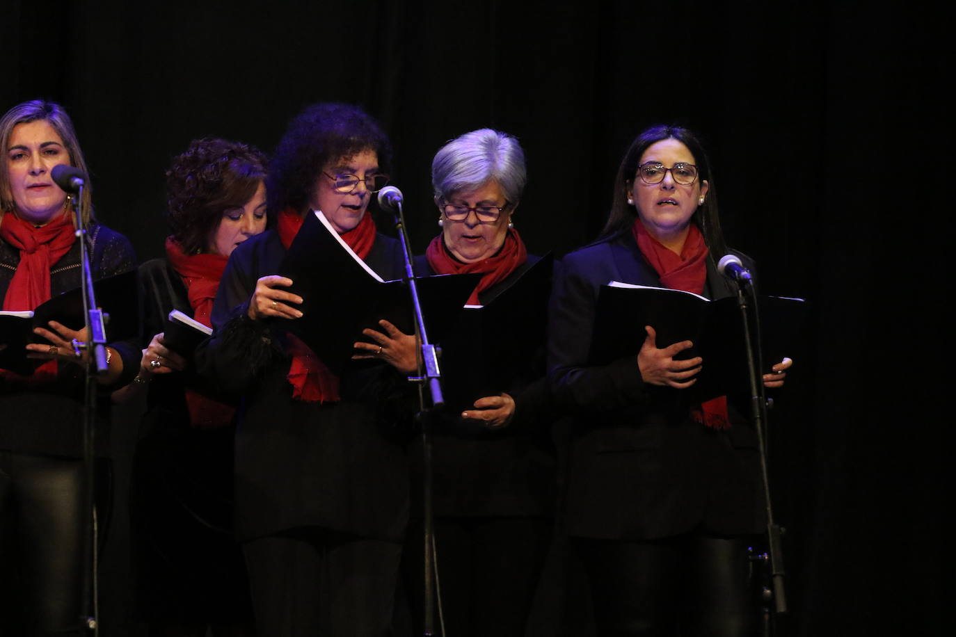 Fotos: Jerez de los Caballeros celebra una nueva edición de su tradicional &#039;Certamen de Villancicos&#039;