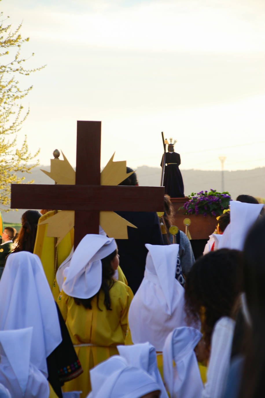 La Semana Santa infantil del CEIP «El Rodeo» vuelve a ensalzar el legado cofrade de Jerez de los Caballeros
